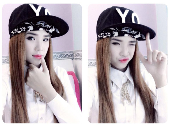 Khởi My trung thành với quần jean, áo thun trẻ trung, cá tính - 12