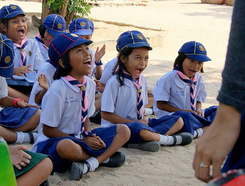 Philippines: học sinh lớp 1 không cần mặc đồng phục
