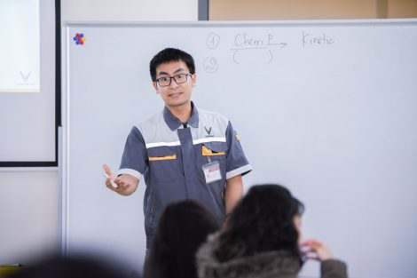 Áo đồng phục bảo hộ tay ngắn công nhân Nhà máy Vinfast