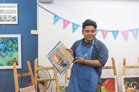 Đồng phục tạp dề Trung Tâm Dạy Vẽ Mỹ Thuật Bụi tại Hà Nội 40 Ảnh đồng phục tạp dề Trung Tâm Dạy Vẽ Mỹ Thuật Bụi tại Hà Nội