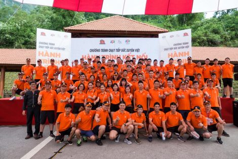 Áo đồng phục FPT 30 năm Tiên phong - 2