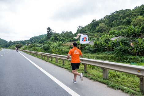 Áo đồng phục FPT 30 năm Tiên phong