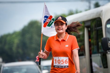 Áo đồng phục FPT 30 năm Tiên phong