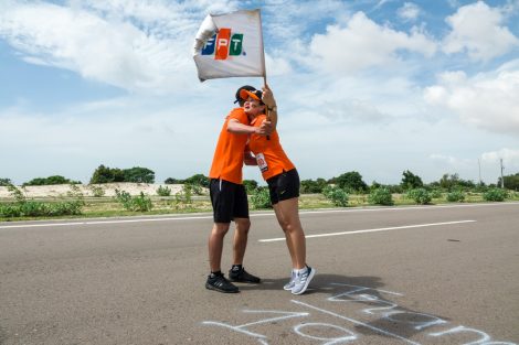 Áo đồng phục FPT 30 năm Tiên phong