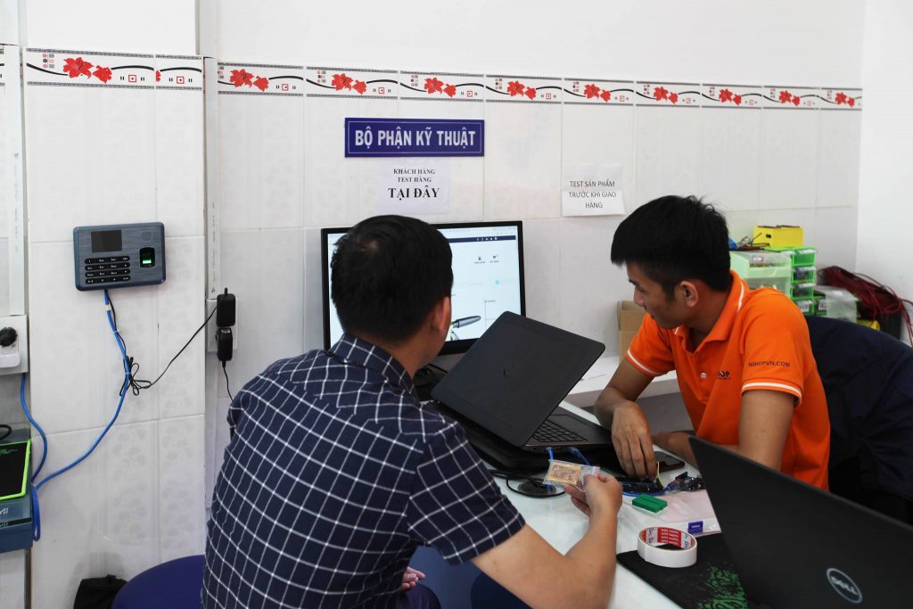 Áo thun đồng phục Công ty linh kiện điện tử N shop tại quận Tân Phú