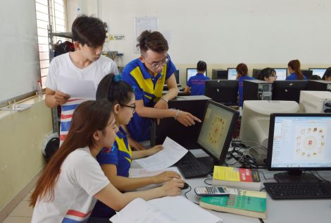 Đồng phục áo lớp sinh viên Trường Cao Đẳng Tôn Đức Thắng TPHCM