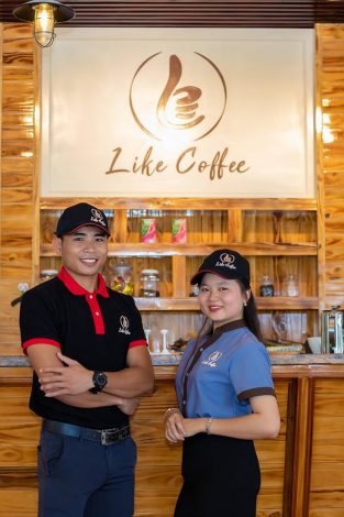 Áo thun đồng phục Like Coffee Phú Quốc