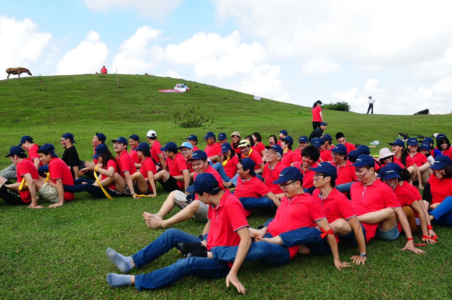 Xưởng chuyên may áo thun dồng phục giá rẻ cao cấp 4 Xưởng chuyên may áo thun dồng phục giá rẻ cao cấp - 7